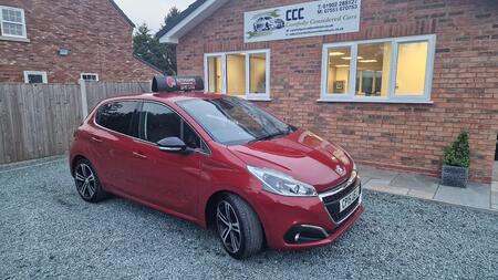 PEUGEOT 208 1.2 PureTech GT Line